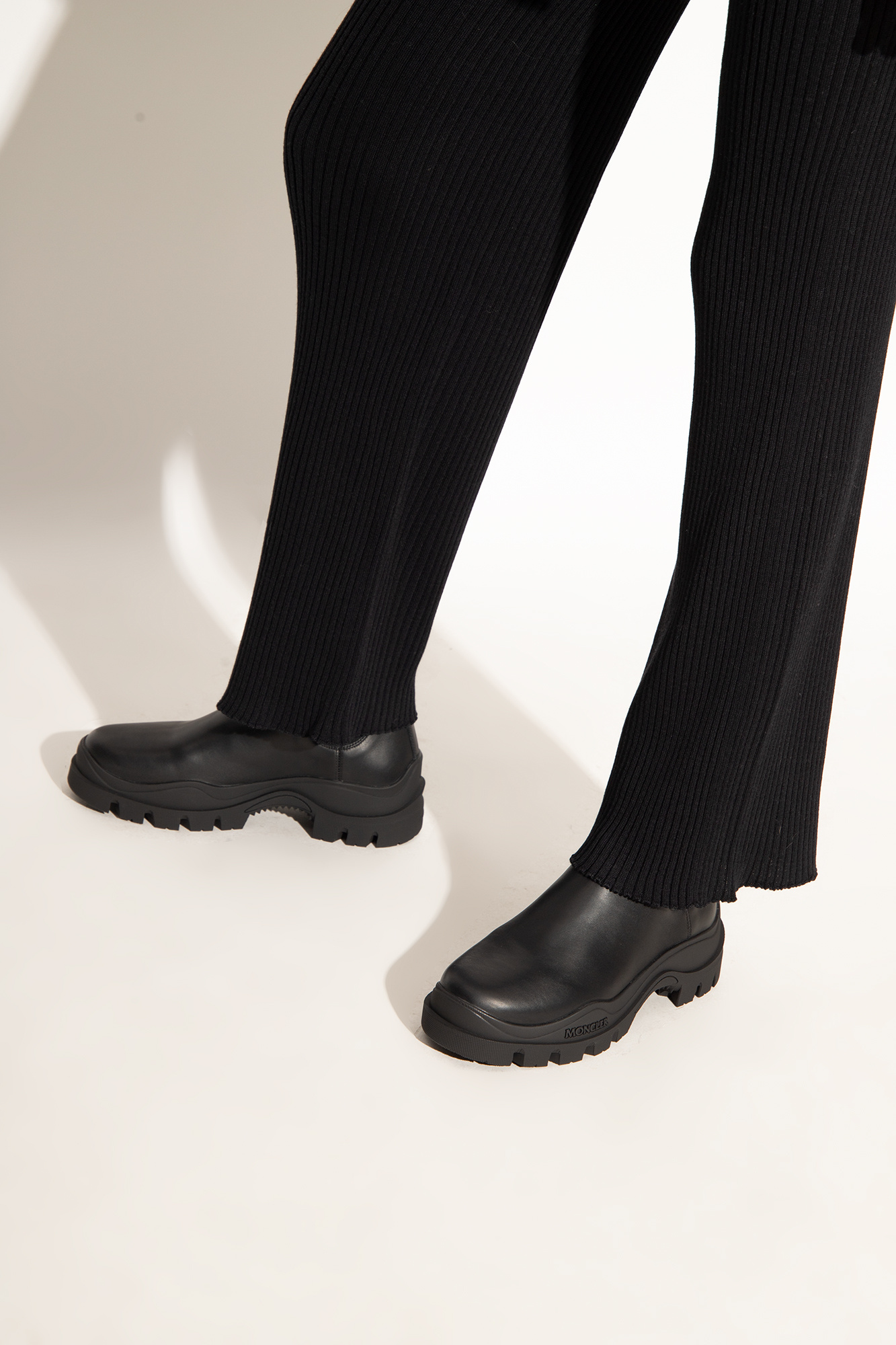 Moncler 'Larue' Chelsea boots in leather | Women's Shoes | Vitkac